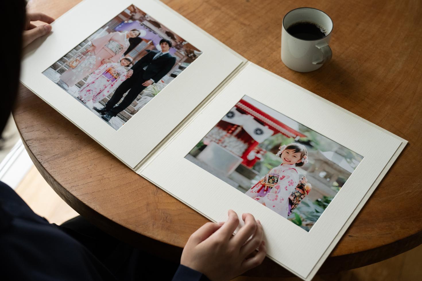 【スマホからも注文OK】大きな写真で残す特別な1枚。台紙セットで写真館クオリティに